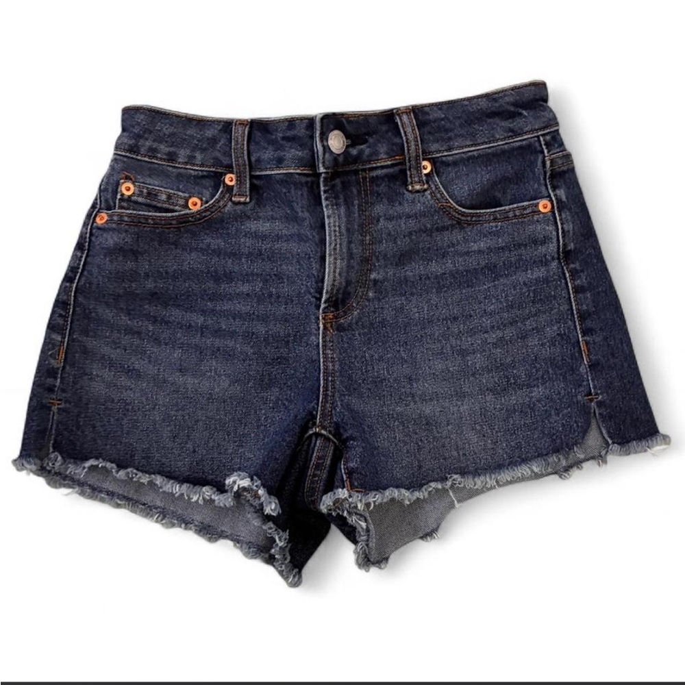 NO BOUDARIES- Denim shorts-
Size:00